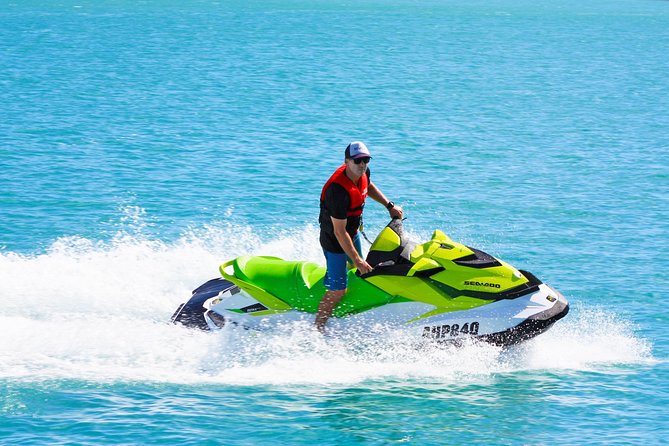 Airlie Beach Jet Ski Safari (1 Hour) - Safety briefing and life jackets: how you build confidence quickly