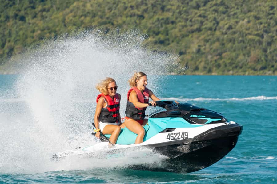 Airlie Beach: Jet Ski Safari Hour of Power and Marine Life - Airlie Beach Jet Ski Safari: what makes this hour feel worth it