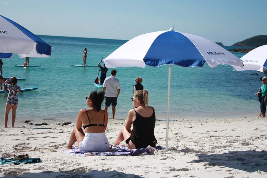 Airlie Beach: Whitehaven Beach Club - Food and shade: the lunch detail that quietly boosts value