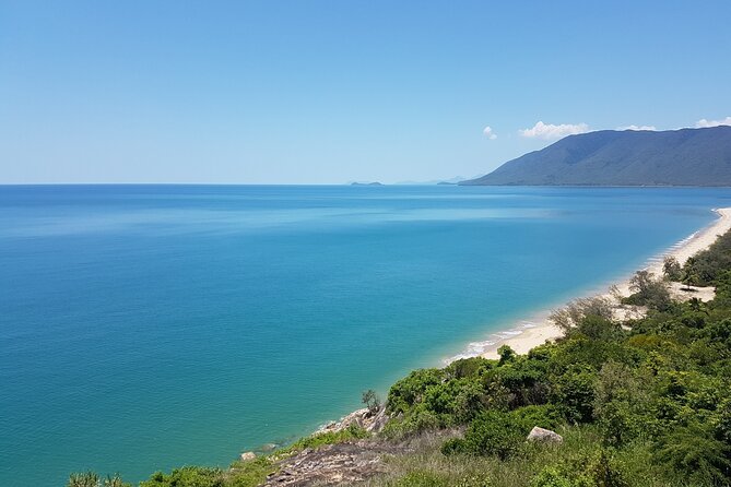 Airport Transfers between Cairns Airport and Port Douglas - The driver matters more than you think