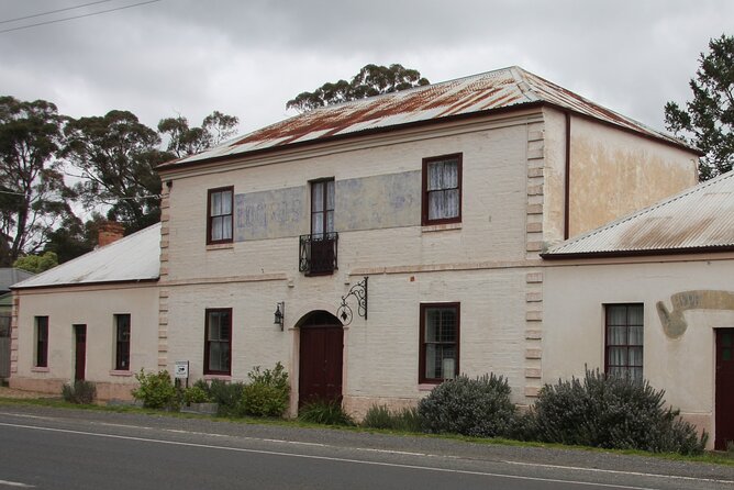 Alices Journeys Walking Tours of Daylesford 2.30pmFRI 11.30amSAT - Price and value: what $47.34 includes (and why it matters)