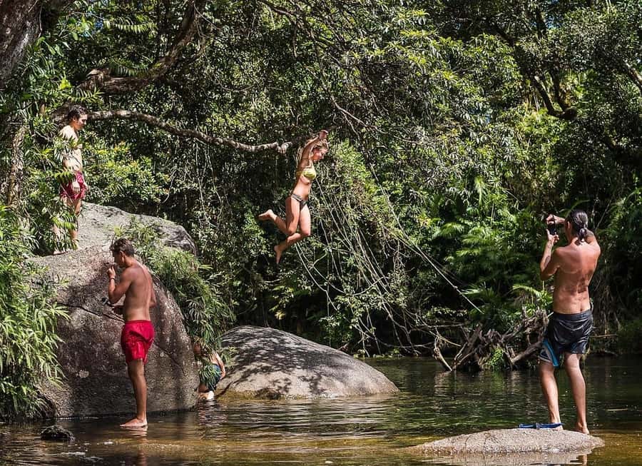 Atherton Tablelands: Lakes, Waterfalls, Rainforest Day Tour - Cairns pickup, the drive, and why the timing matters