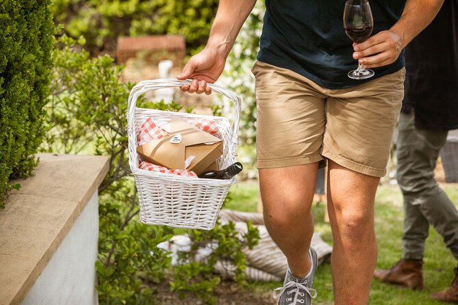 Audrey Wilkinson Vineyard: Picnic with Wine Masterclass Tasting - Departure Times, Max 15 People, and the 2-Hour Reality