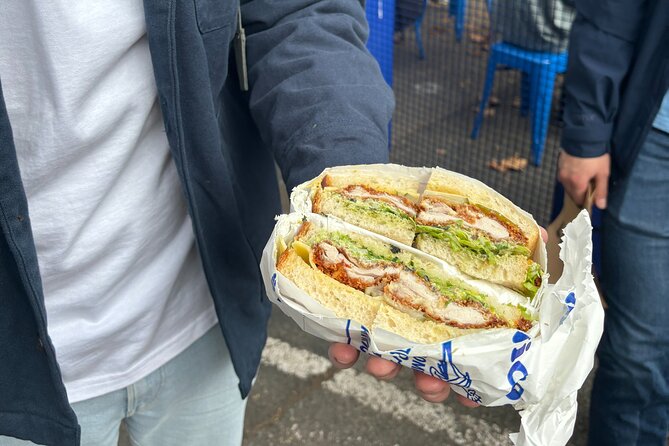 Aussie Football MCG Matchday Experience with a Local - MCG matchday with a local: rules, origins, and where to put your attention