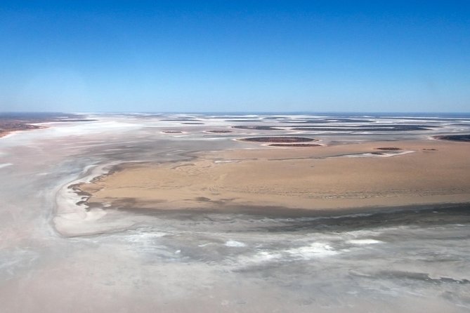 Ayers Rock and Kata Tjuta 1-Hour Scenic Flight: Lizard Safari - The Plane Experience: Headsets, Live Commentary, and Small-Group Comfort