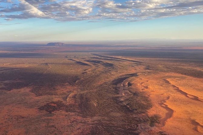Ayers Rock and Kata Tjuta 1-Hour Scenic Flight: Lizard Safari - Uluru From Above: Northern and Western Faces in One Flight