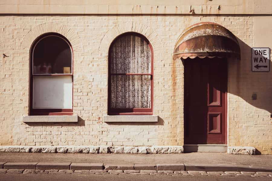 Ballarat: City Tales Guided Walking Tour + Coffee - Ballaarat Mechanics Institute entry: learning as a community habit