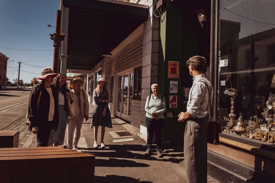 Ballarat: City Tales Guided Walking Tour + Coffee - Walking distance and timing: manageable for most people