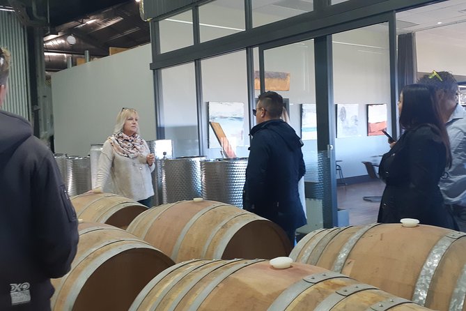 Barossa Wine Tasting shared tours - Guide style and pacing: what small-group attention feels like