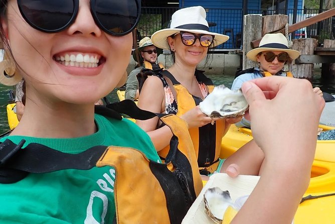 Batemans Bay Oyster Tasting Kayak Tour - Meeting at Wray St and what the first moments feel like