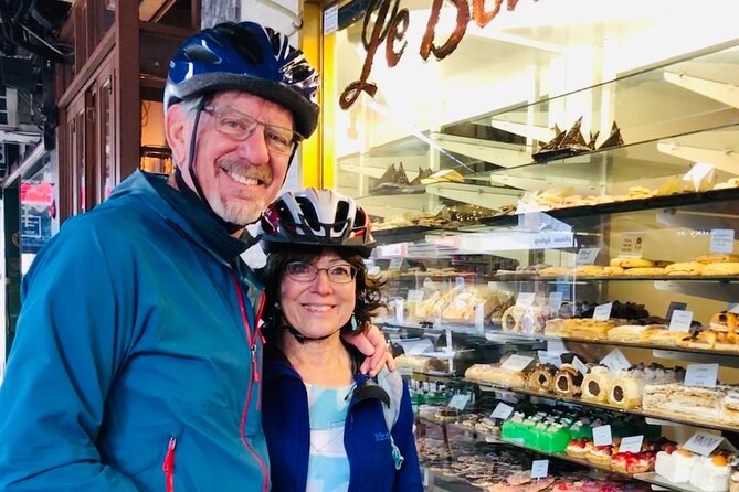 Bayside Bike Tour | Dip into Local Life | Enjoy Seaside Vibes - Elsternwick Park, Elwood Canal Track, and Local Streets
