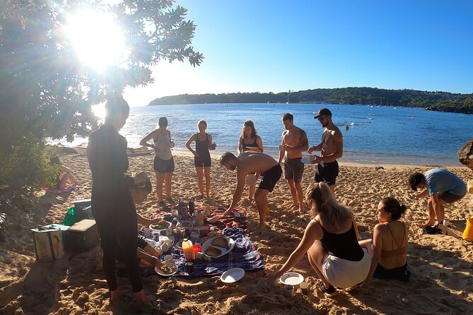 Beautiful Middle Harbour Sunriser / Guided Kayaking Private Tour - The included breakfast stop: coffee and a quick morning reset