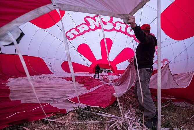 Bendigo Premium Balloon Flight plus buffet champagne breakfast - Oldest working pottery: where history becomes hands-on