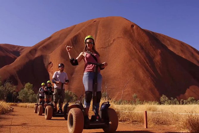 Best of Uluru & Segway - Stop 4 (optional): Sunset at the base with sparkling wine and nibbles