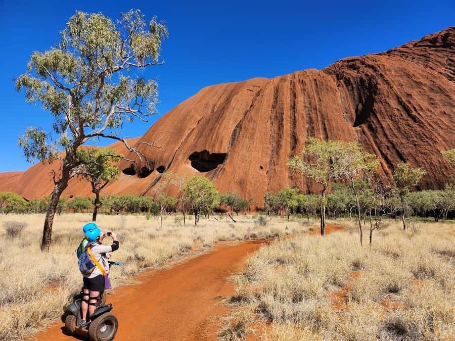 Best of Uluru - Segway and Walking Tour - Mala Walk and the cave country: getting up close, not just looking