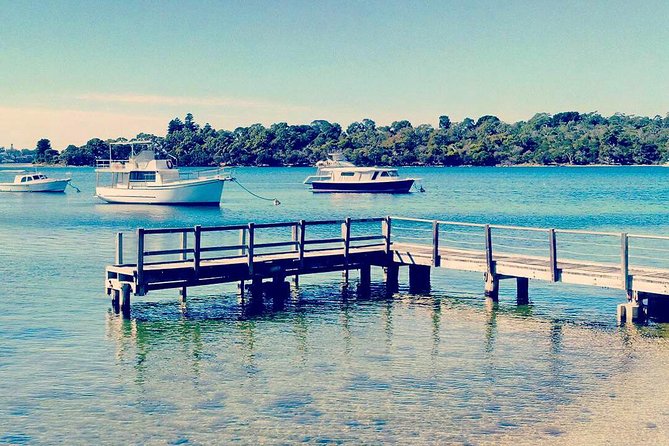 Big Perth City Private Day Tours - Fremantle Fishing Boat Harbour: lunch options built in