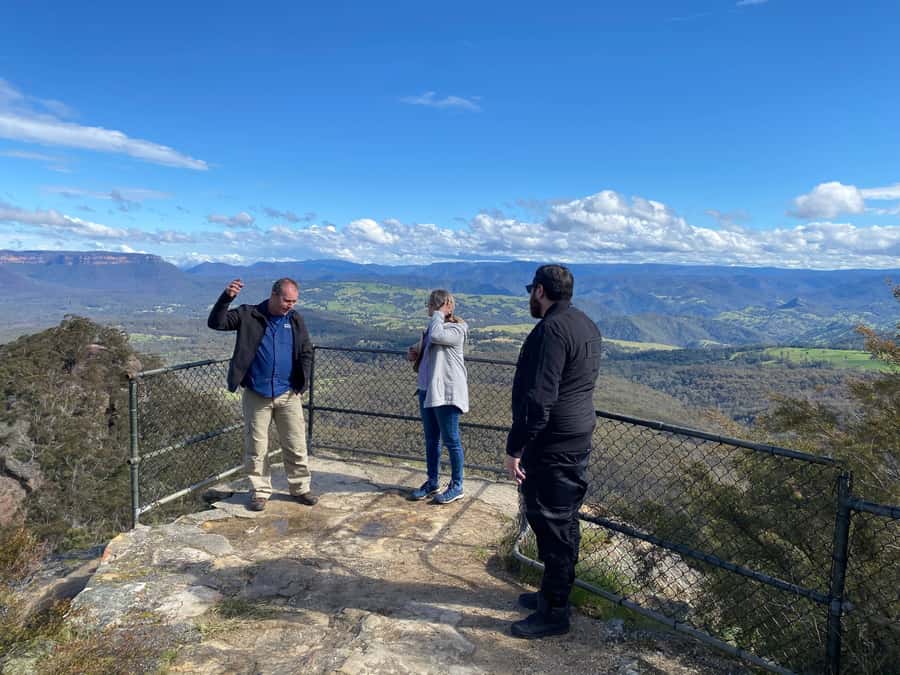 Blue Mountains 3 Hour Army Truck Adventures - Medlow Bath: a classic Blue Mountains town with fresh air views