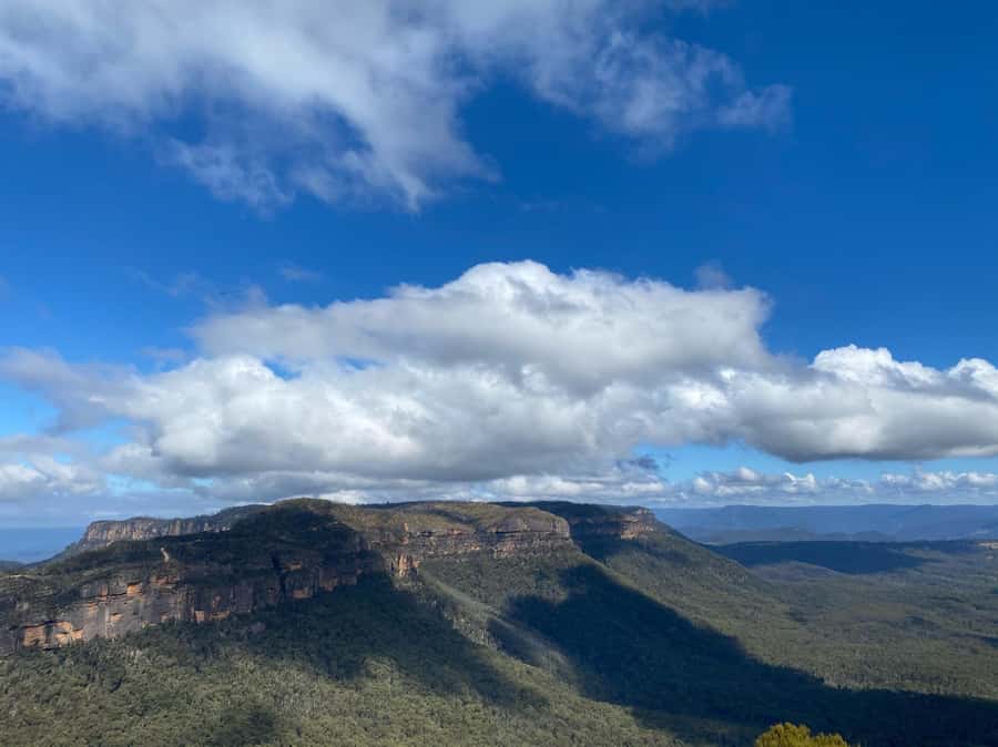 Blue Mountains 3 Hour Army Truck Adventures - The cliff line and the dividing range: the moment you’ll remember