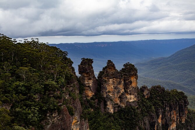 Blue Mountains Day Tour: Zoo, Scenic World & Three Sisters - Morning pickup and a smoother trip out of Sydney
