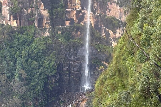 Blue Mountains Day Tours W Scenic World and Lunch - Leura: Boutique village time and a garden-style break