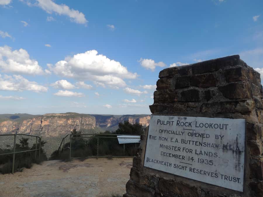 Blue Mountains: Inside a World Heritage National Park - How hard is this 10-hour day, really?