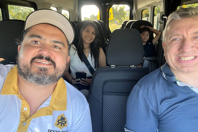 Blue Mountains Private Tour (Featherdale & Scenic World optional) - Getting started: Four Seasons Hotel Sydney pickup and a true meet-up