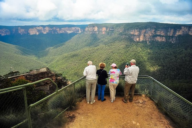 Blue Mountains Private Tour from Sydney - Featherdale Wildlife Park: up close to kangaroos and koalas (optional)