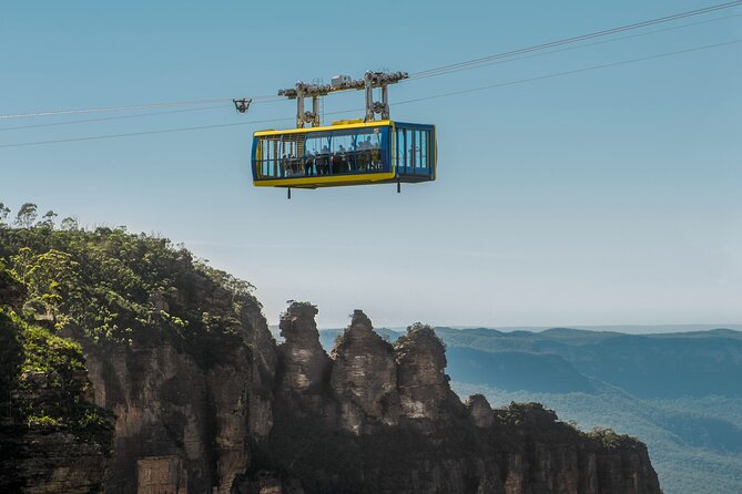 Blue Mountains Private Tour | Koala, Kangaroo, & Waterfalls Day - Waterfalls and viewpoints: Katoomba Cascades and Lincoln’s Rock