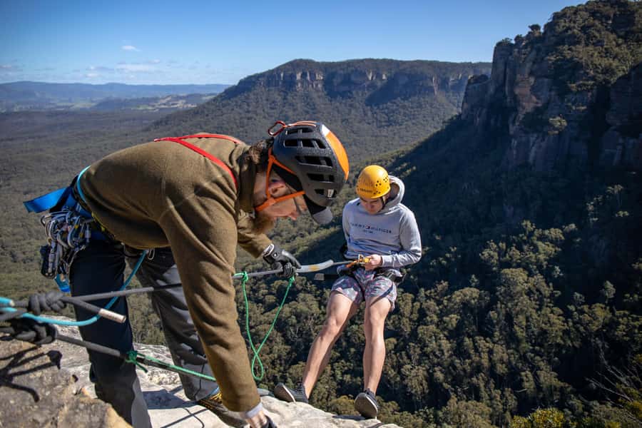Blue Mountains: Spectacular Half Day Abseiling Adventure - The views matter, even when you’re busy not panicking