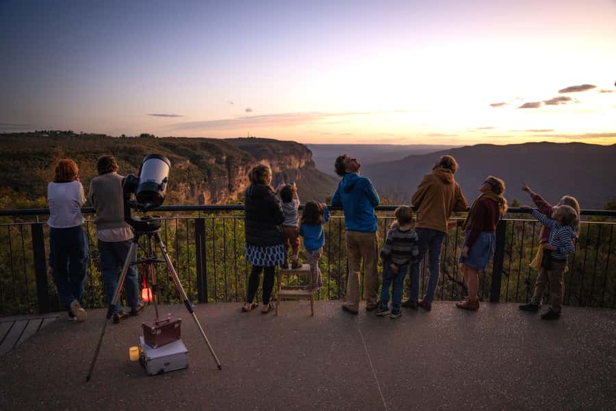 Blue Mountains: Stargazing with a Telescope and Astronomer - Meeting at Wentworth Falls lookout: your “warm-up” before the sky show