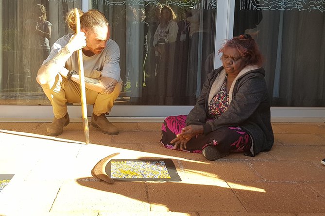 Blue Mountains Tour from Sydney with an Aboriginal Experience - The Aboriginal experience: welcome ritual, plant knowledge, and rainforest walking