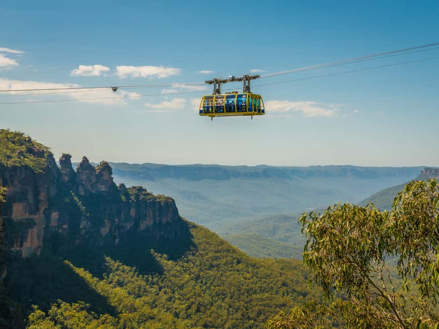 Blue Mountains Tour w/Lunch: Scenic World, Zoo & Koala Photo - Lunch at Wentworth Falls: Aussie pub meal, drinks extra