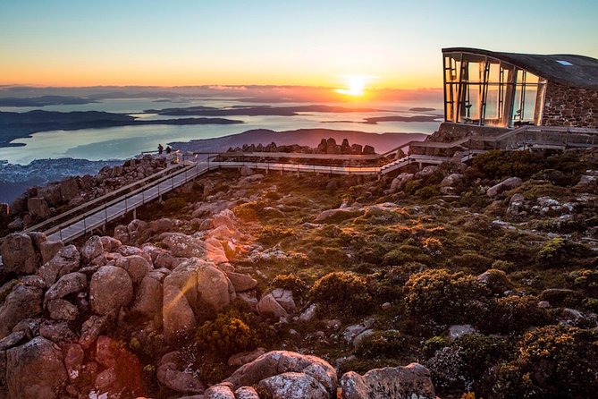 Bonorong Wildlife Park and Richmond Afternoon Tour from Hobart - What the guide actually does for you on this combo