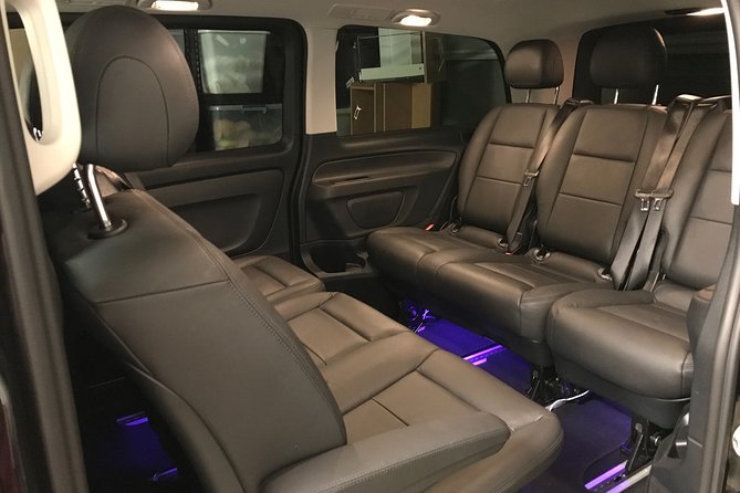 Brisbane Airport to Noosa Private Transfer for 1-5 people - Packing Limits: Why Surfboards and Bike Boxes Won’t Work Here