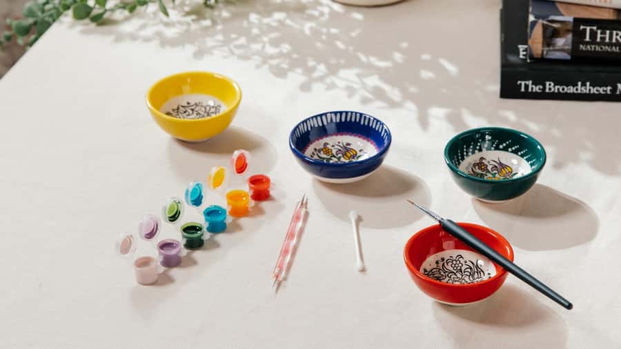 Brisbane: Ceramic Plates & Bowls Paint and Sip Classes - What You’ll Paint: Ceramic Plates and Bowls (and why the glaze matters)