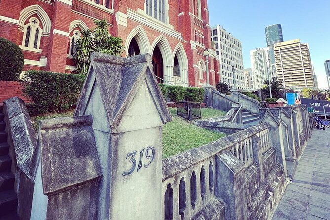 Brisbane City Walking Tour: local guide, small group, 100 mins - Queen Street Mall: the shopping street that also teaches the city layout