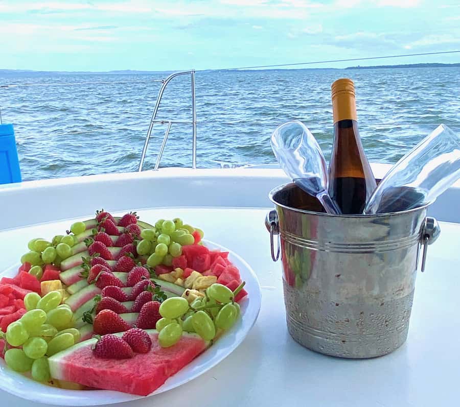 Brisbane: Half-Day Moreton Bay Sailing Cruise with Antipasto - What to bring (and what to skip)
