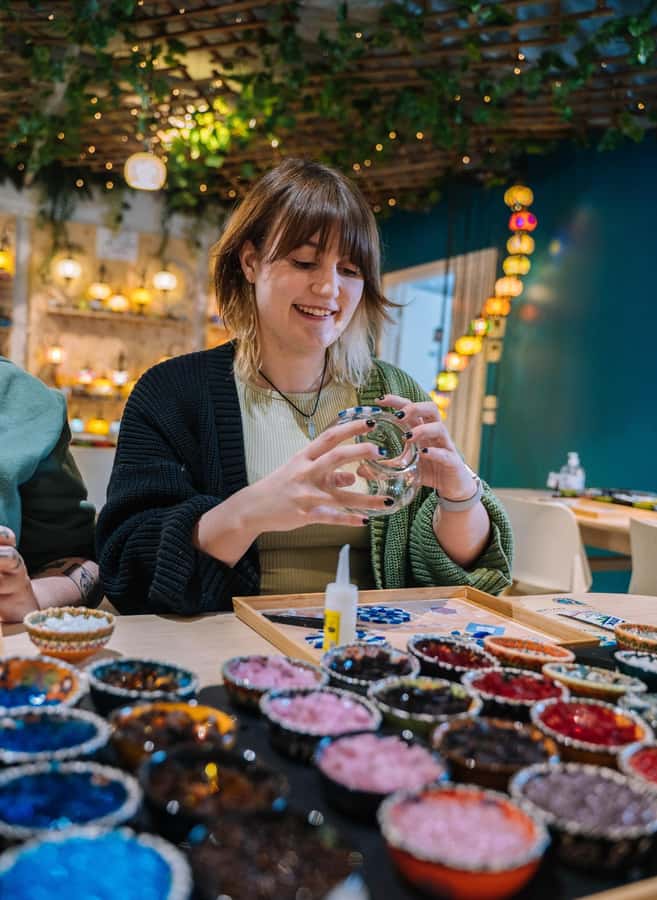 Brisbane: Mosaic Art Classes - Turkish Lamp Workshop - Arriving at Art Masterclass: finding the place and settling in