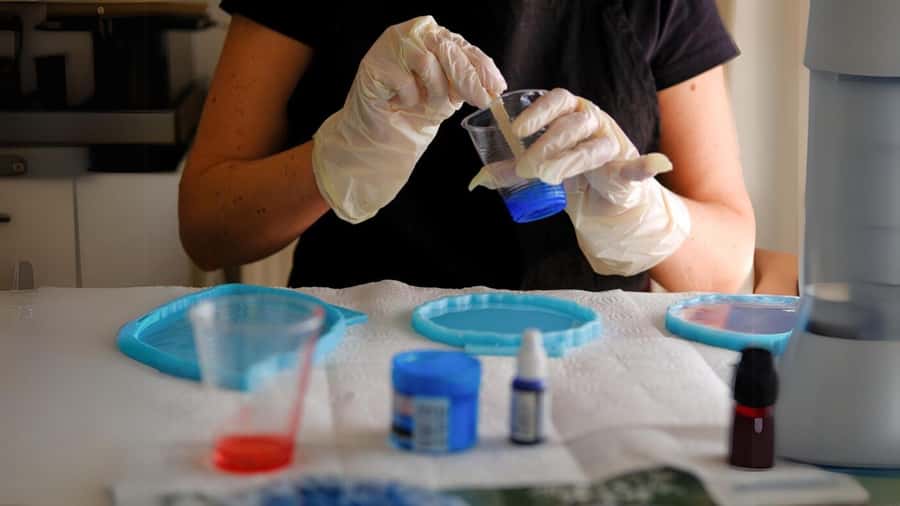 Brisbane: Resin Art Classes - Cheeseboards & Coasters - Expert Instruction That Actually Shows You What to Do
