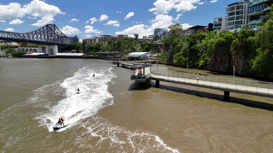 Brisbane River Jet Ski Tour - Marine views versus speed: why the “calm stretches” are a feature