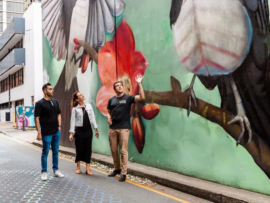 Brisbane: Small Bars and Street Art Tour with a Drink - Brisbane Small Bars and Street Art Tour: the simple idea that works