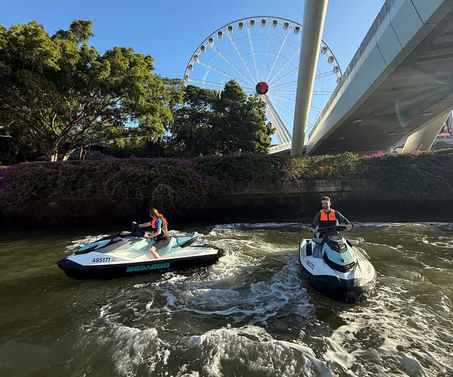 Brisbane: Sunset Jetski Tour on the Brisbane River - Price and value: what $212 per group (and $327 on GetYourGuide) really means