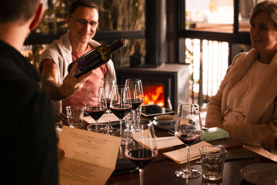 Brisbane: Wine & Dine In The Vines - A vineyard-to-lunch plan about 50 minutes from Brisbane