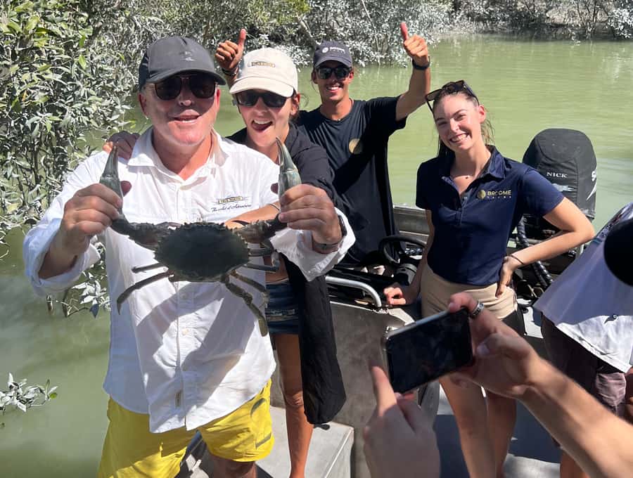 Broome Cruise & Catch: Mud Crab Adventure & Wildlife Cruise - Mangrove creek crabbing: placing and pulling your own pots