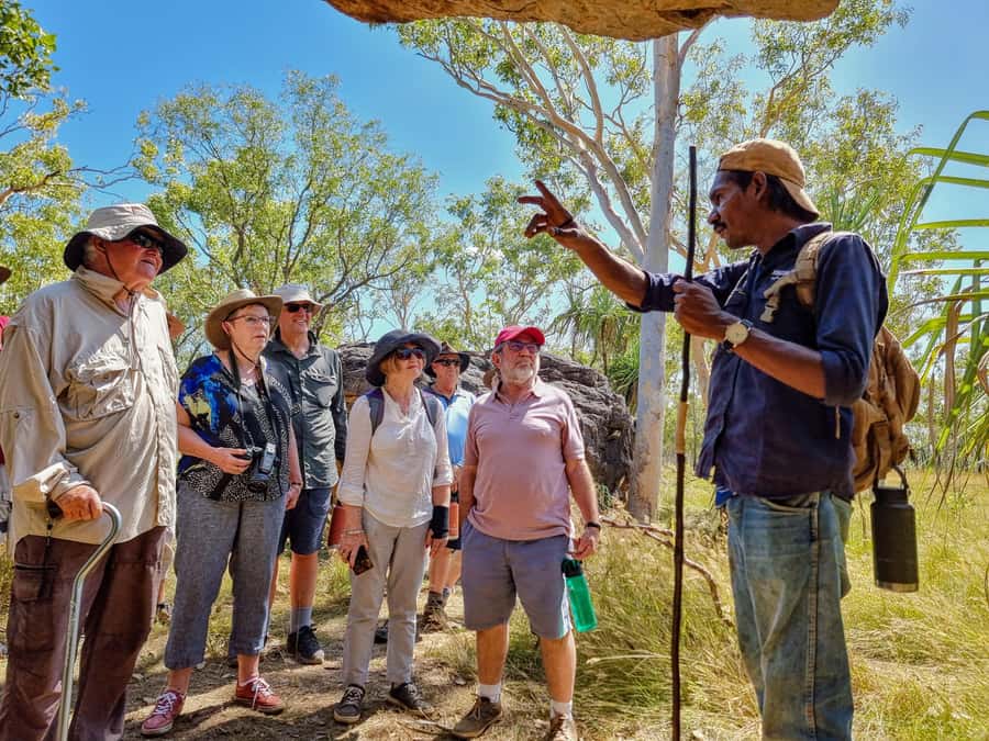 Broome: Fly to Bungles: Best Day Trek with Aboriginal guides - The Food Stops: Damper, Lunch, and Matsos Beer