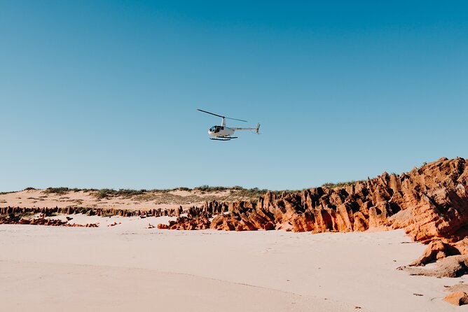 Broome: Romantic 45-Min Private Helicopter Flight & Beach Picnic - Willie Creek and the pearl farm: crocodile country from above