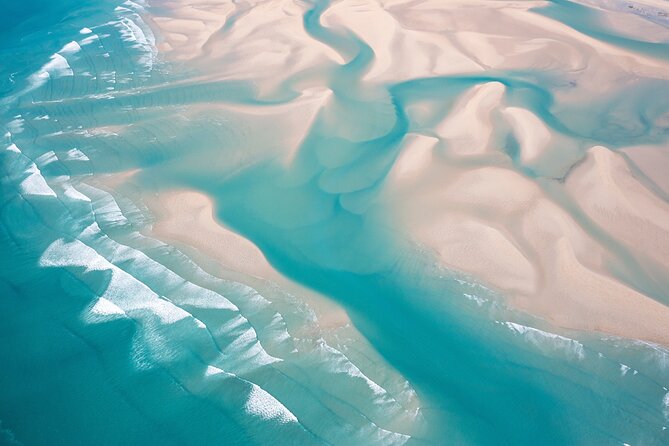 Broome's Cliffs & Coast: 60-Minute Scenic Helicopter Experience - James Price Point Red Cliffs: Fossils, Wildlife, and Big Colour