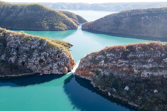 Buccaneer Explorer - Wet Season - The air loop over Horizontal Waterfalls: what you’re actually getting