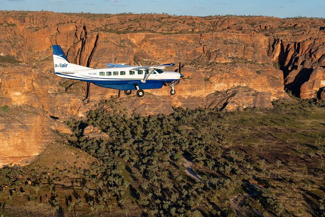 Bungle Bungle Flight & Domes To Cathedral Gorge Walking Tour - What you see from the air: Lake Argyle to the Bungles