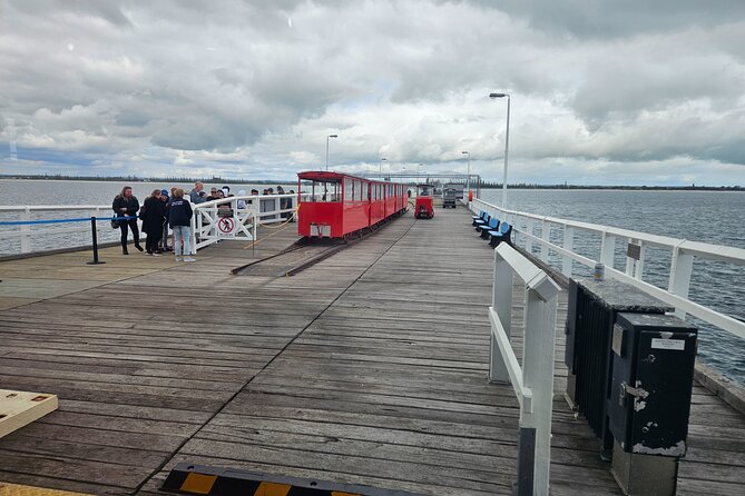 Busselton Jetty and Underwater Observatory - Choosing the jetty option: walk or Jetty Train (3 days ahead)